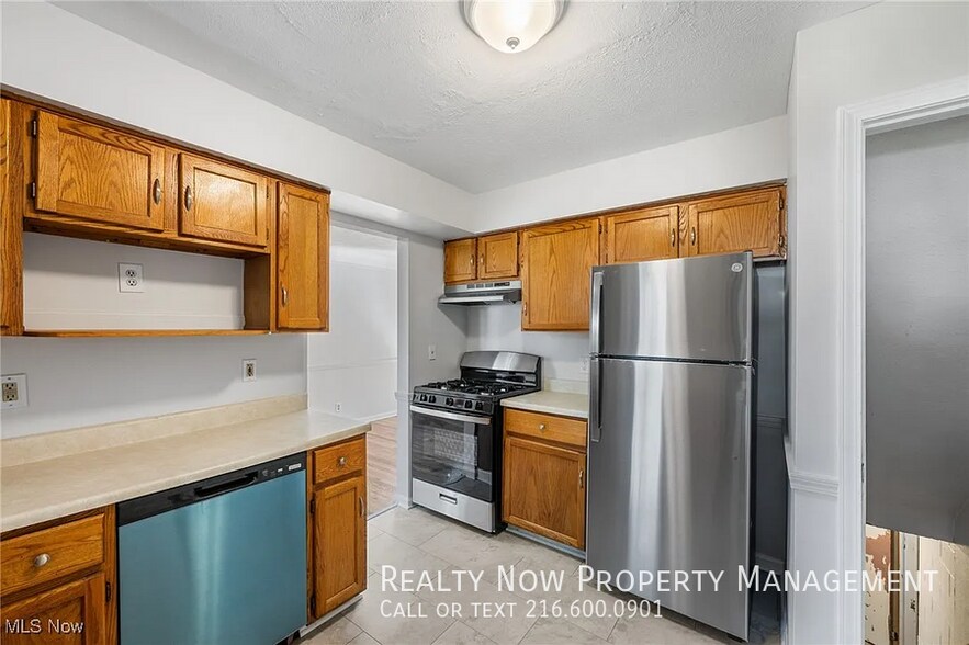 Building Photo - 15334 Triskett Rd