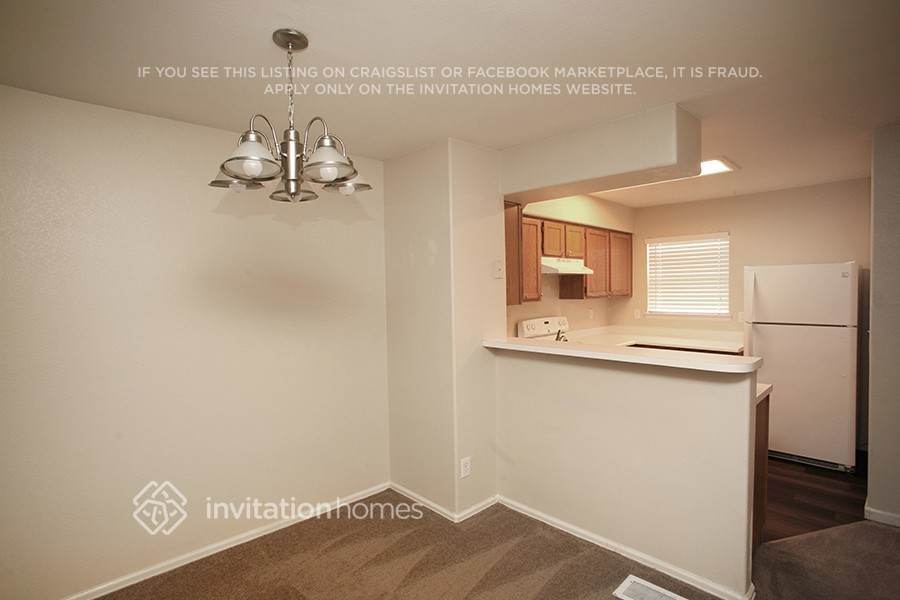 Building Photo - 11812 E Kepner Dr