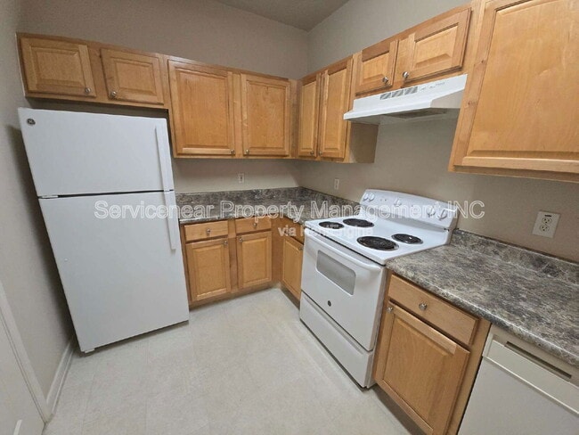 Building Photo - 10479 Villa View Cir
