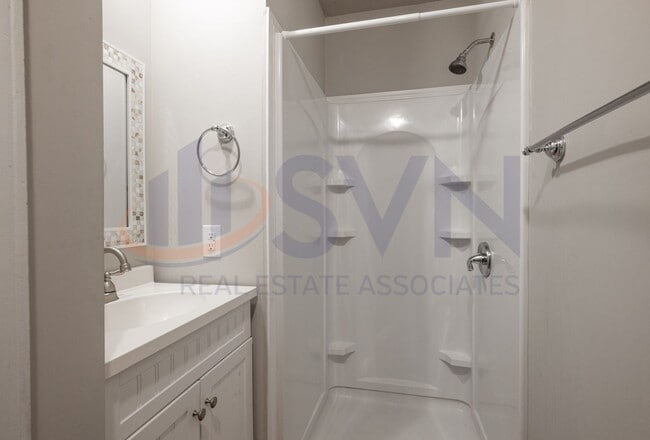 Building Photo - Coming Soon! Lovely home with Hardwood Floors!