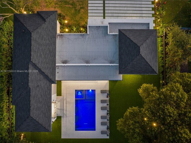 Building Photo - 1881 NE 196th Terrace