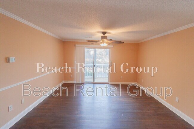 Building Photo - 3774 Hitchcock Way