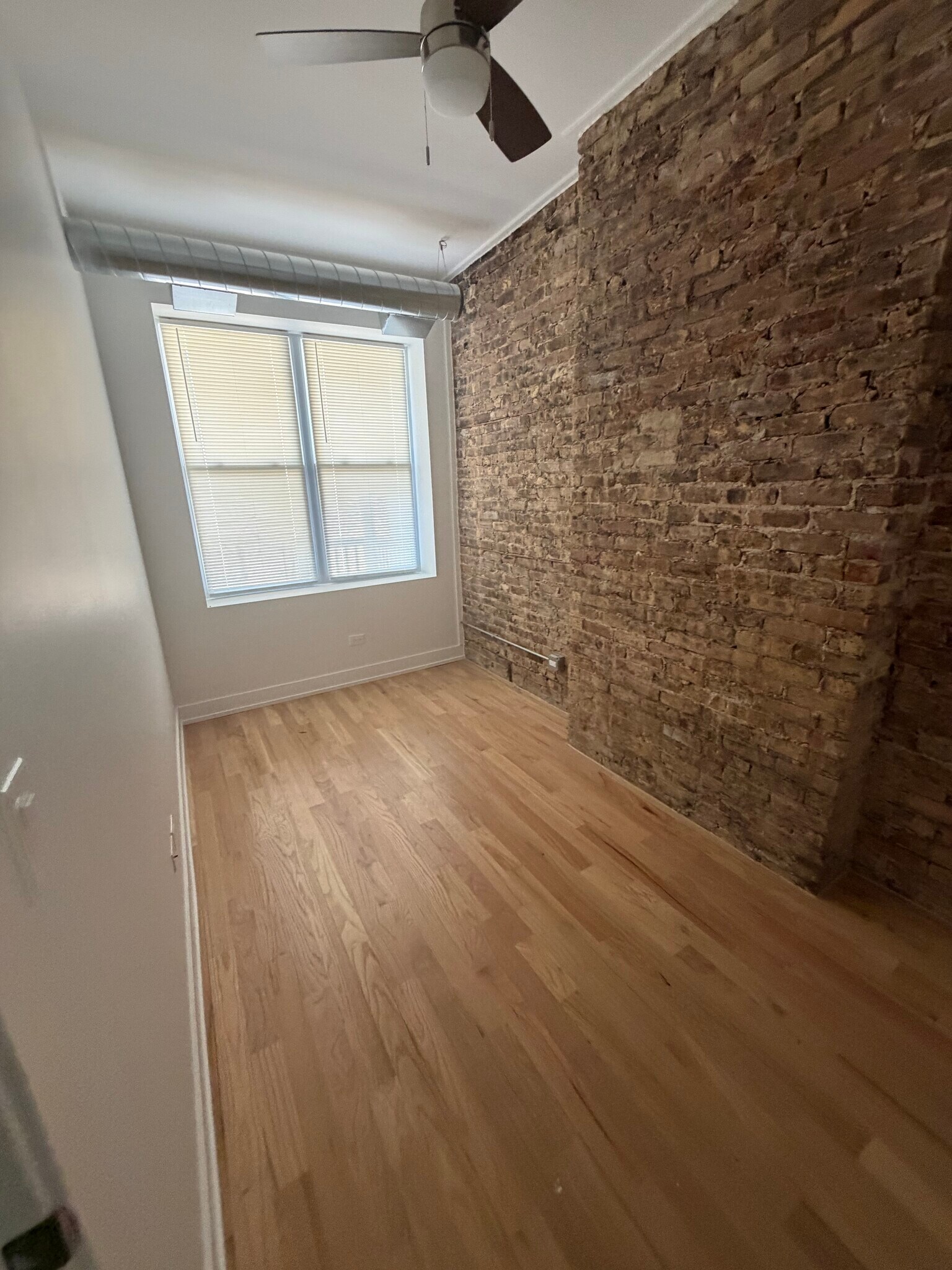 Building Photo - 2620 N Milwaukee Ave