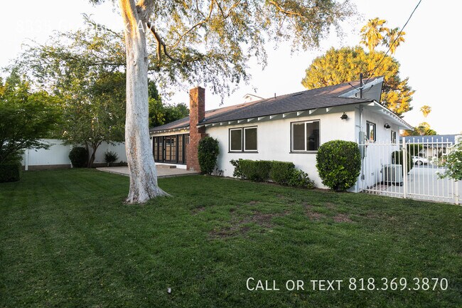 Building Photo - 8335 Gladbeck Ave