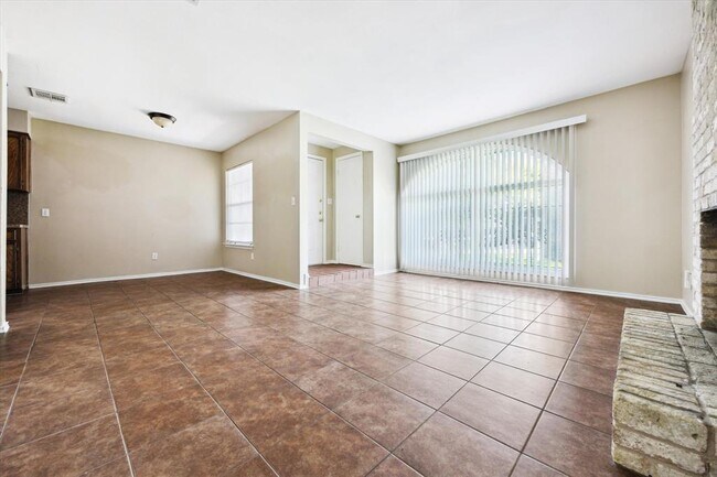 Building Photo - 8514 Dryfield Dr