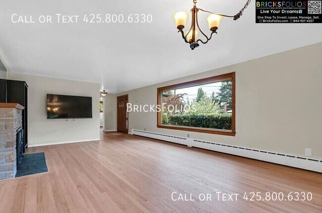 Building Photo - 11539 Corliss Ave N