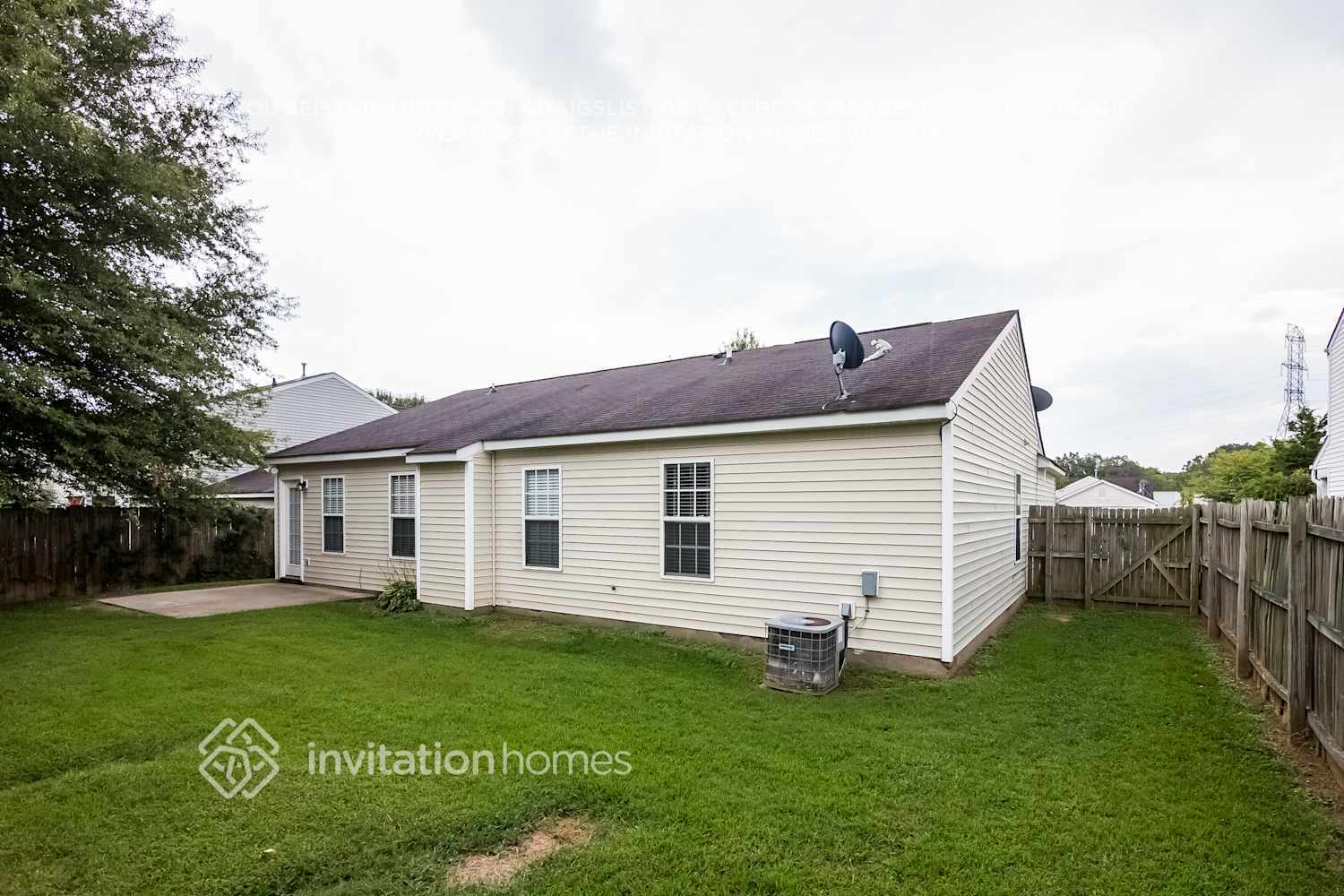 Building Photo - 5733 Shining Oak Ln