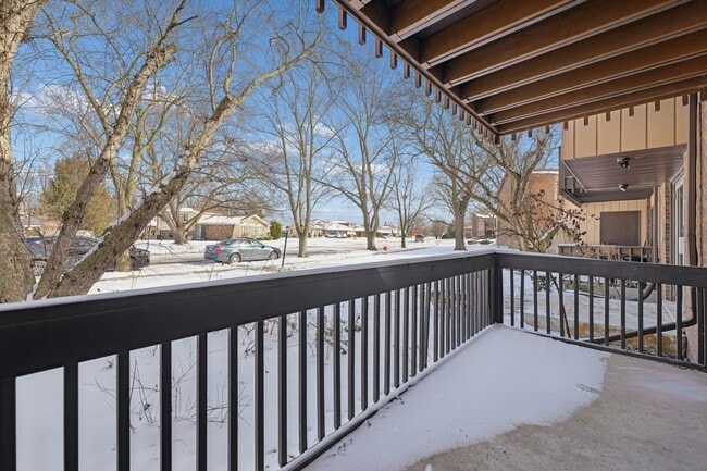 Building Photo - 827 194th St