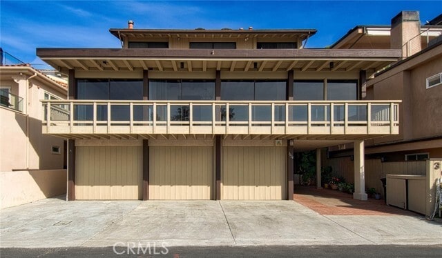 Building Photo - 3024 Breakers Dr