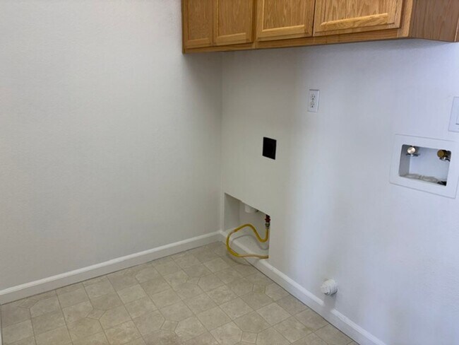 Building Photo - 3 bed 2 Bath 12 Bridges Home Lincoln, CA