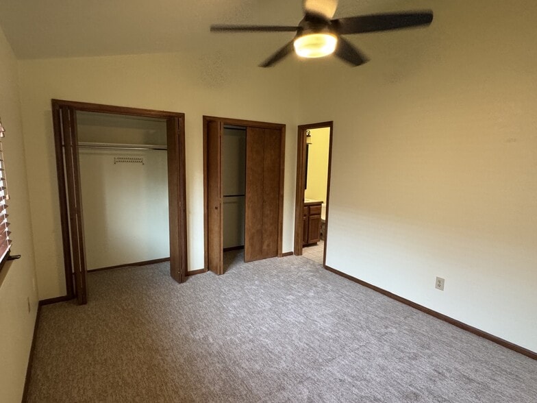 Primary Bedroom - 6734 Yarrow St
