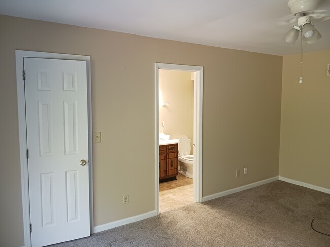 Building Photo - 130 W Midvale Ave