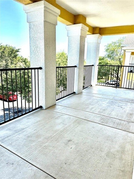 Building Photo - 3567 Conroy Rd