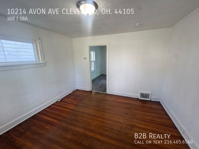 Building Photo - 10214 Avon Ave