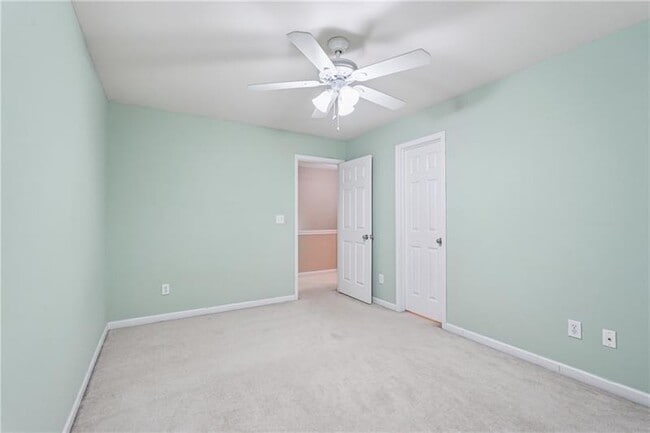 Building Photo - 545 Windstone Trail