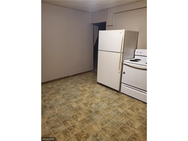 Building Photo - 103 N Pearl St