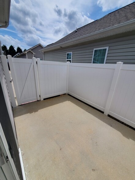 Patio view 1 - 101 Scuppernong Way