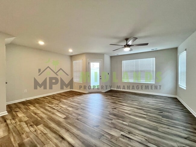 Building Photo - 1221C Champions Rest