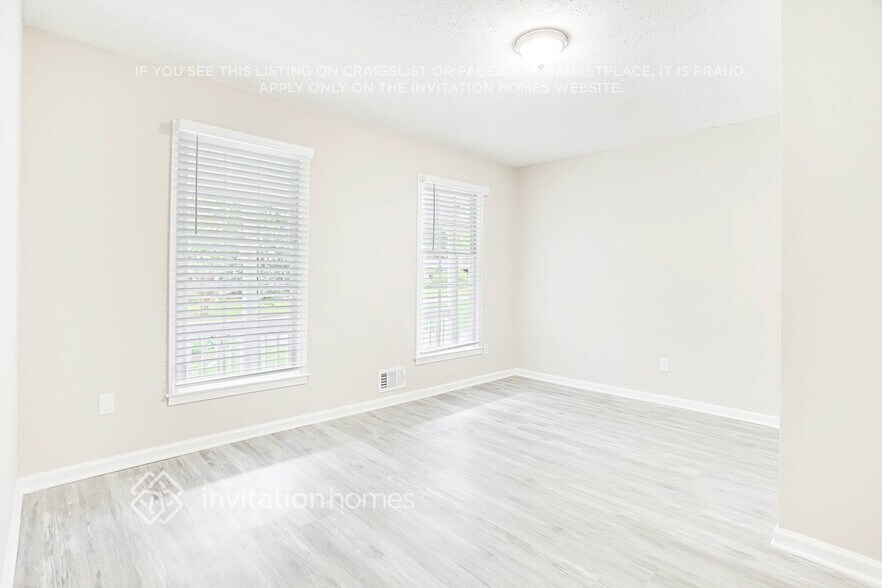 Building Photo - 3086 Tolbert Dr