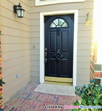 Building Photo - 25819 Drybrook Rd