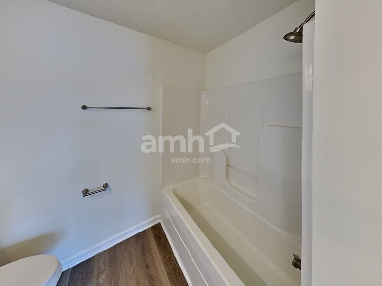 Building Photo - 3411 Perlino Dr