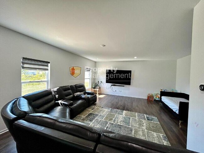 Building Photo - 5625 Burr Rdg Cir