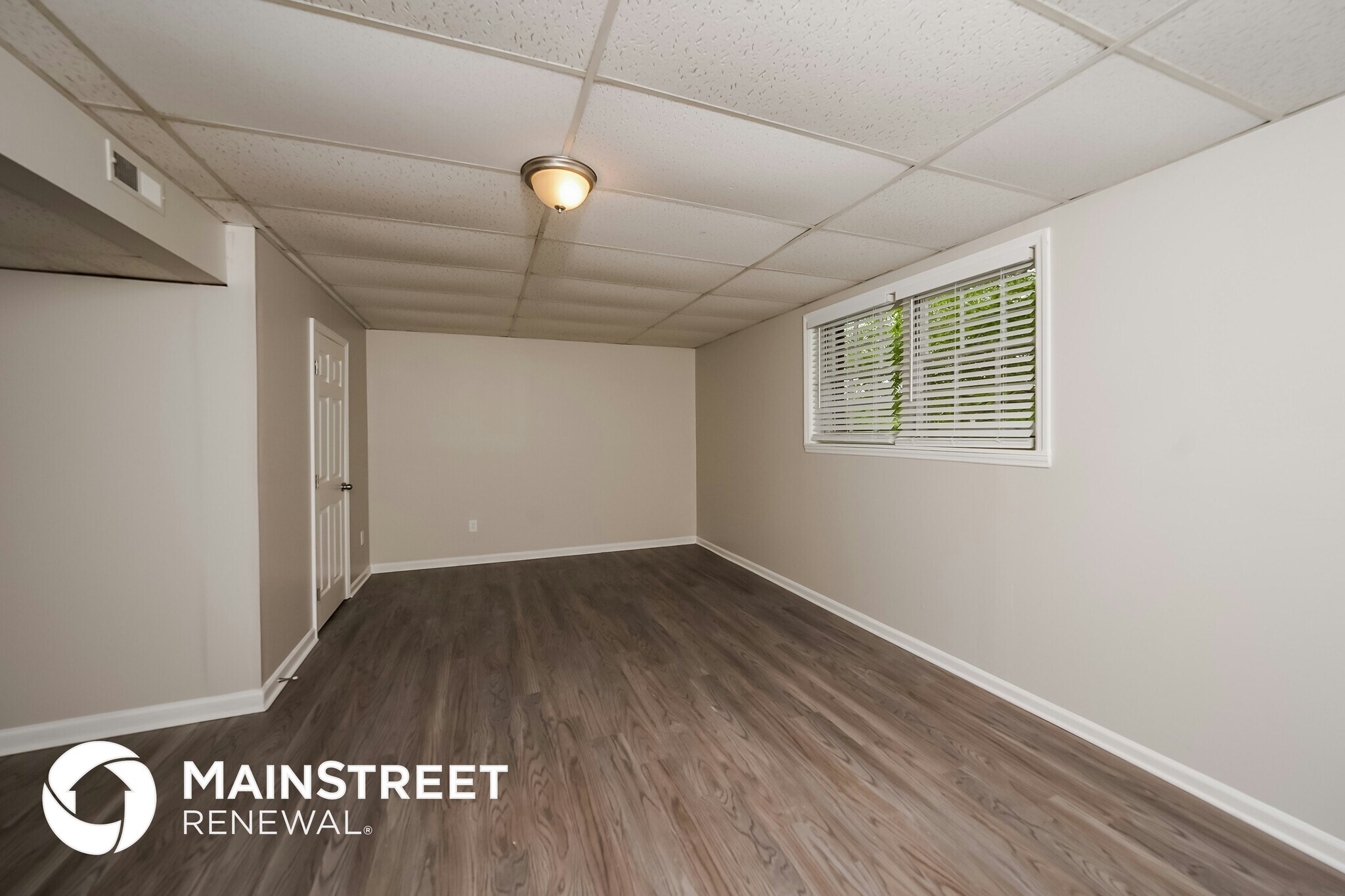 Building Photo - 1704 Native Dancer Dr