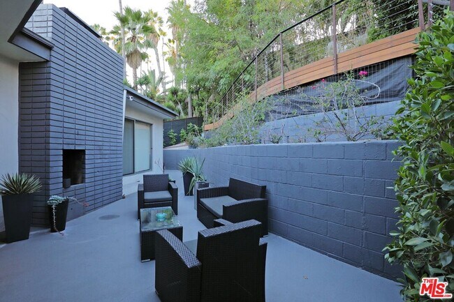 Building Photo - 6767 Whitley Terrace