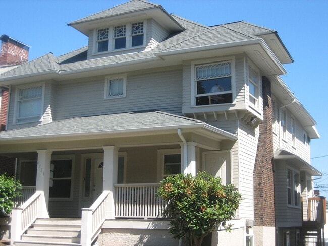 Building Photo - 4736 18th Ave NE