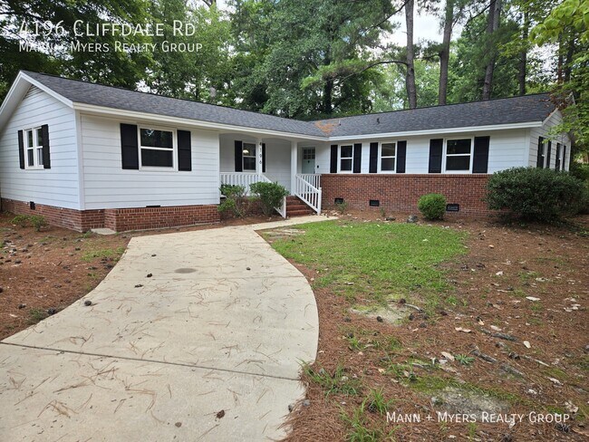 Building Photo - 4196 Cliffdale Rd