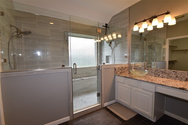 Building Photo - 122 Walston Ridge Ct