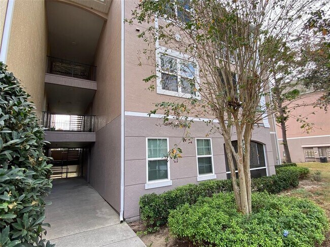 Building Photo - 3468 Soho St