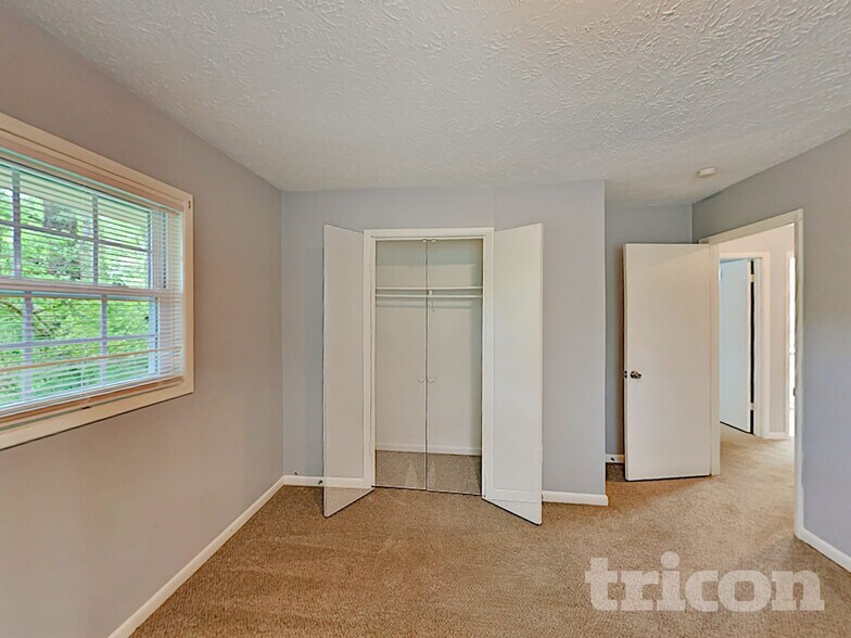 Building Photo - 4329 Cedar Ridge Trail