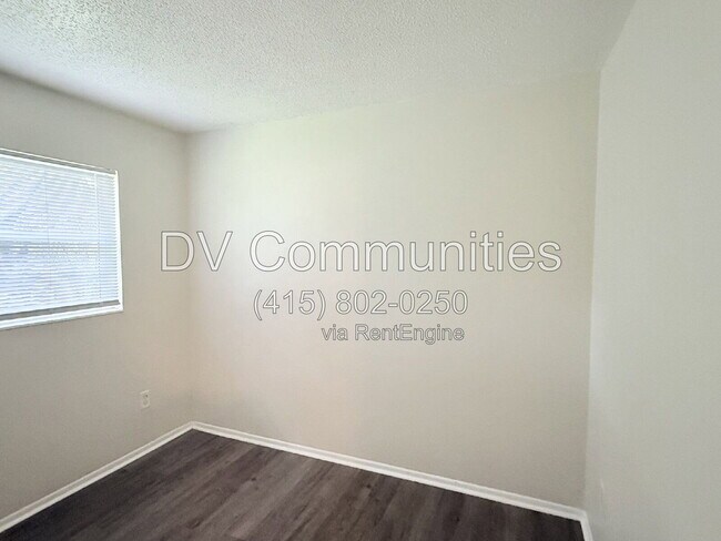 Building Photo - 2409 13th St W