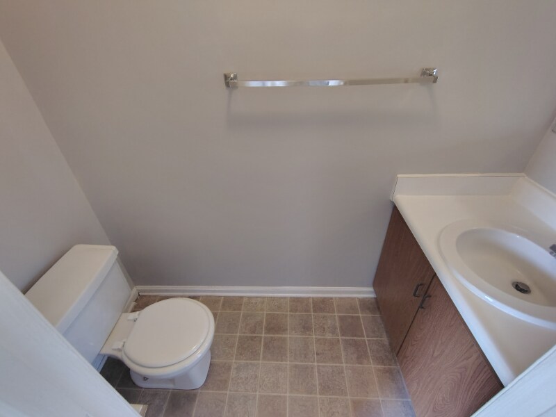 Building Photo - 7 Duiguid Dr