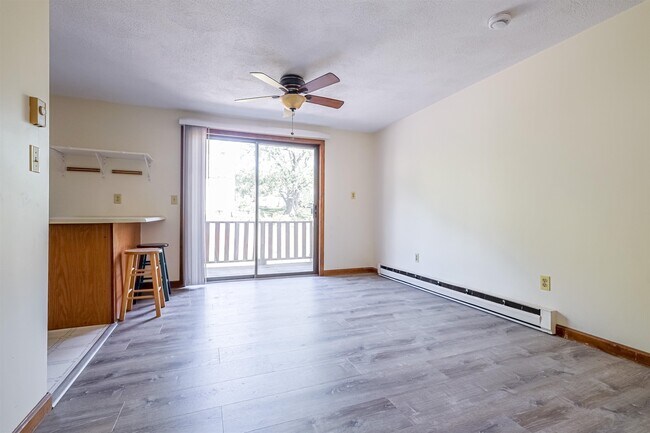Building Photo - 38 Stonegate Ln