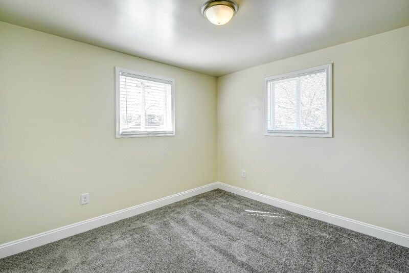 Building Photo - 2104 Phaup St