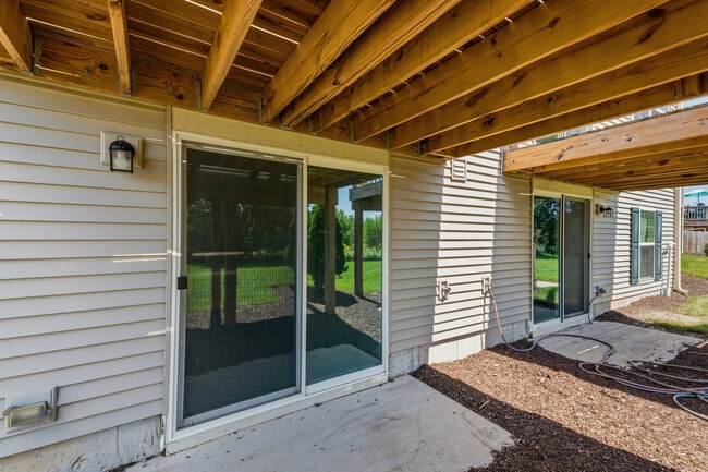 Building Photo - 24919 McCormick Way