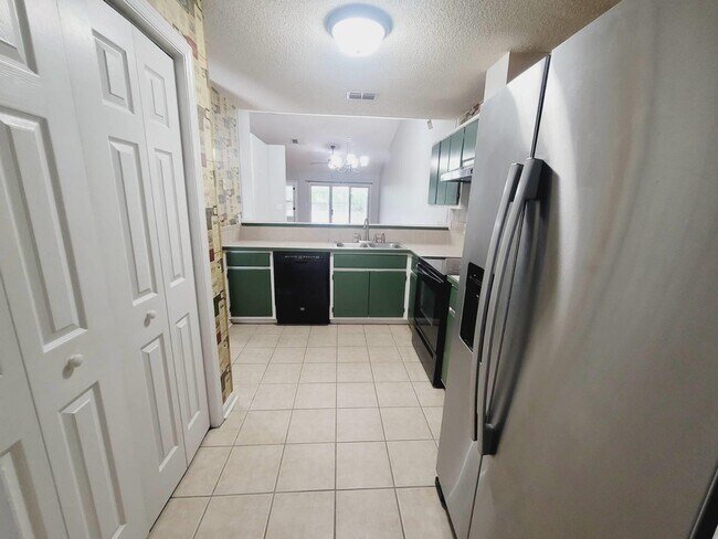 Building Photo - 4081 Remer Ct