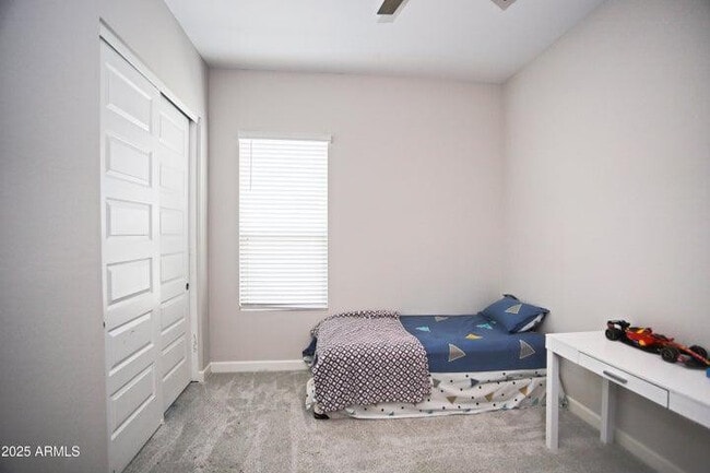 Building Photo - 10549 W Albert Ln