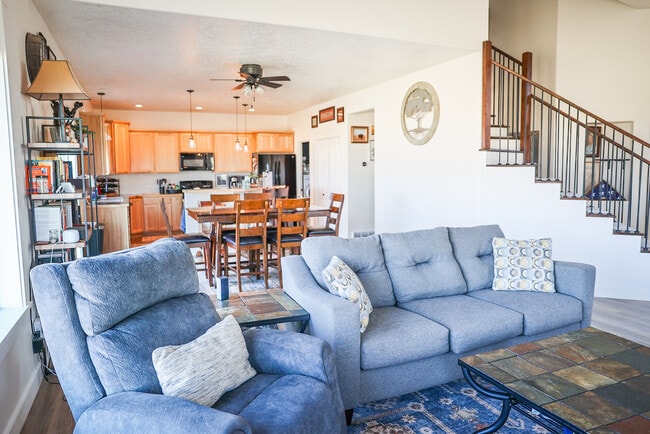 Building Photo - 45 Butch Cassidy Loop