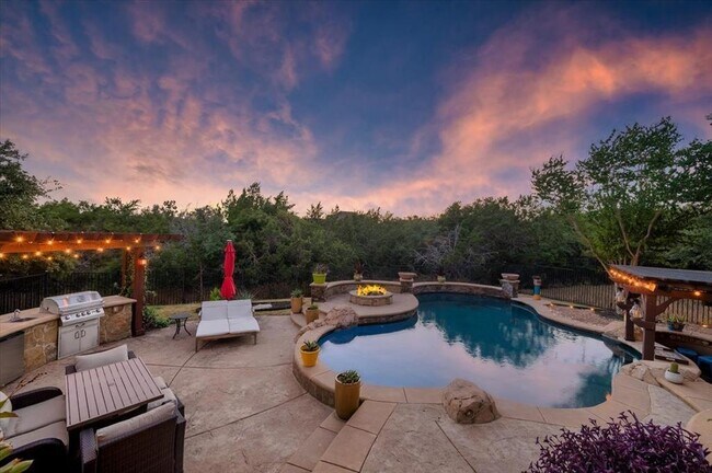 Building Photo - 17613 Wildrye Dr