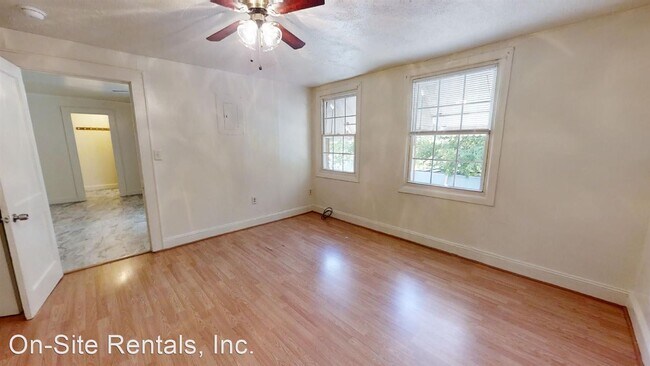 Building Photo - 2 br, 1 bath House - 5463 Trade St