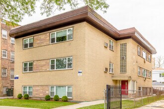 Building Photo - 4816 N Springfield Ave