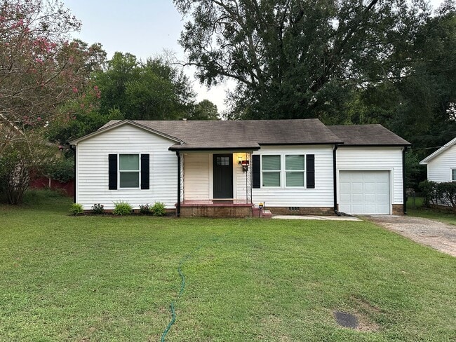 Primary Photo - Updated 2 Bedroom House in LISD