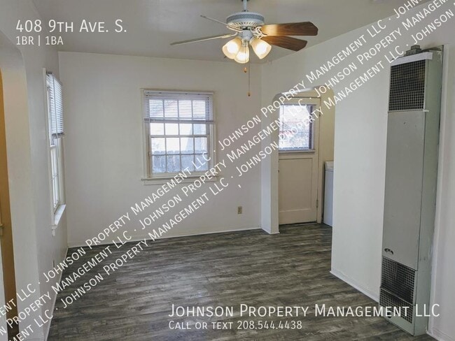 Building Photo - 408 9th Ave S