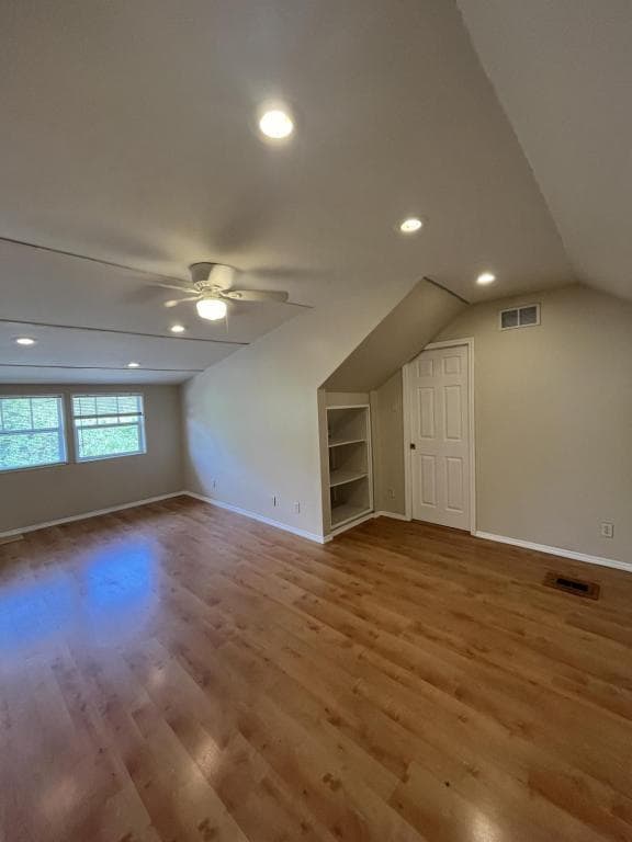Building Photo - 875 S Lake Shore Way