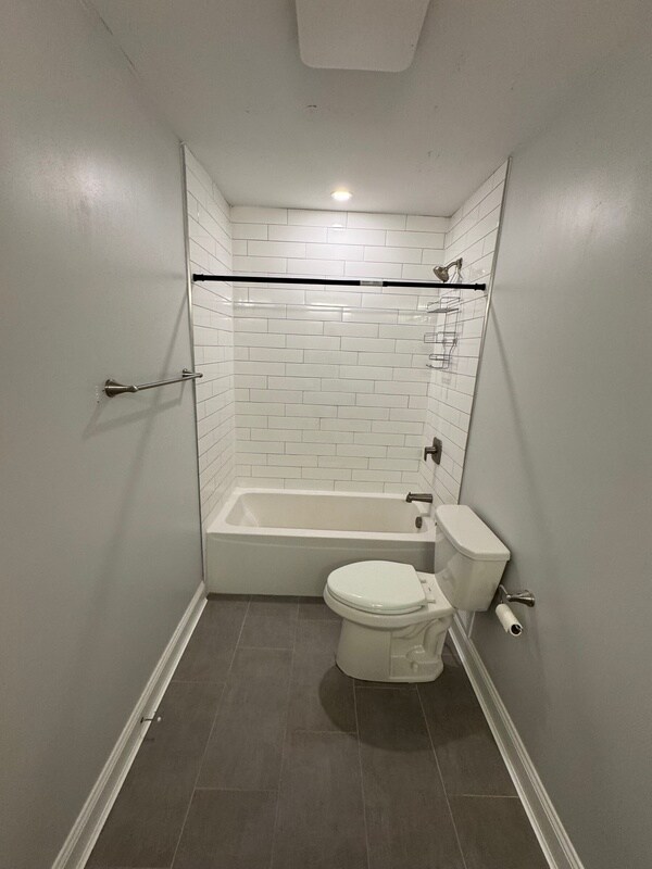 Building Photo - 222 Chesna Dr