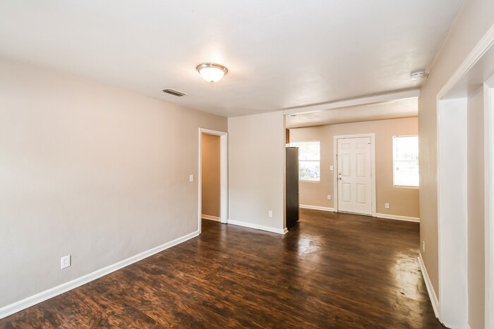 Building Photo - 6157 Cedar Hills Blvd