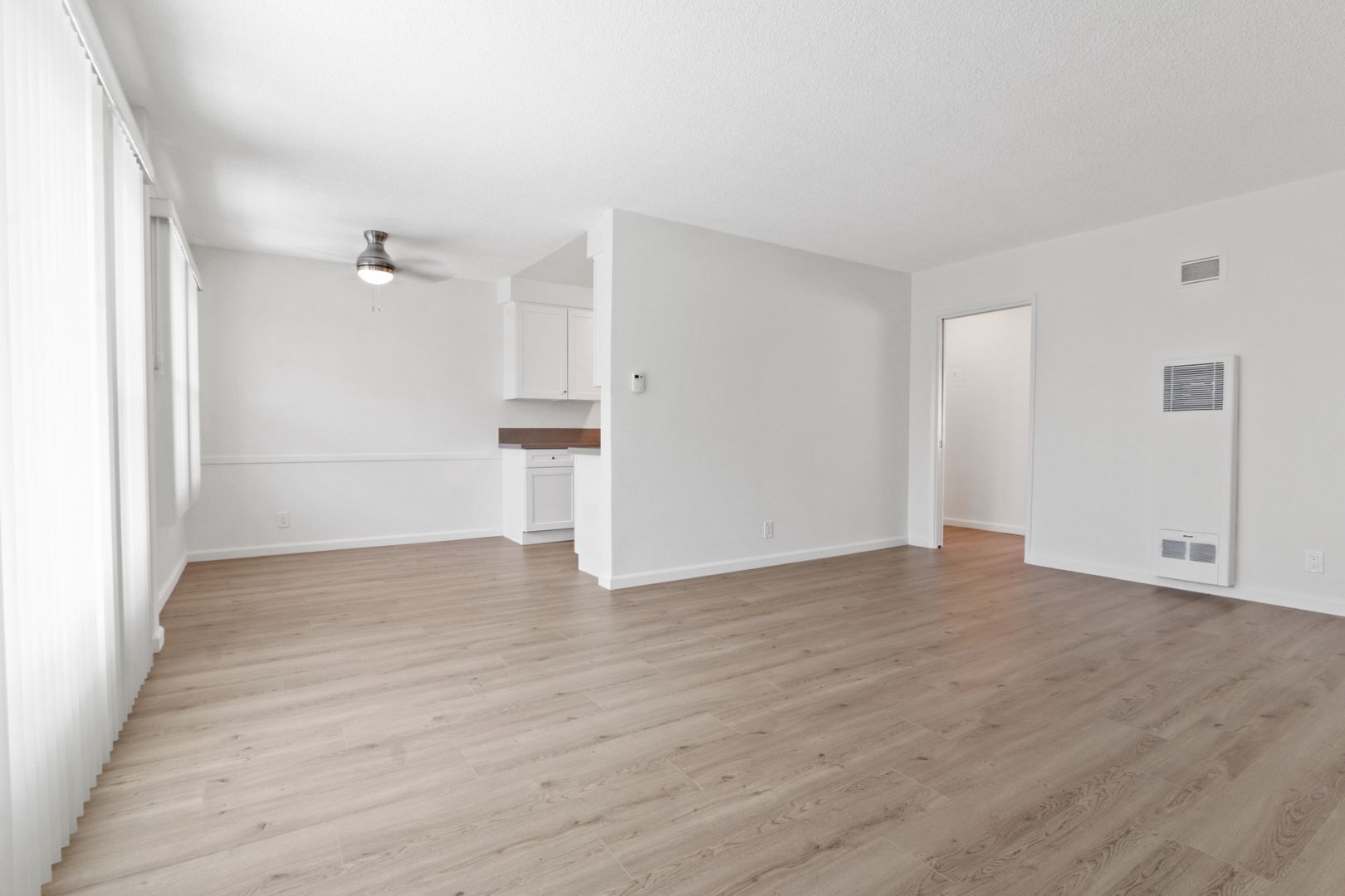 Building Photo - 927 3rd St